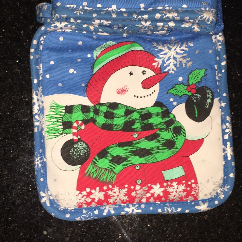 Christmas Kitchen Linens 3/Set - Picture 4 of 5